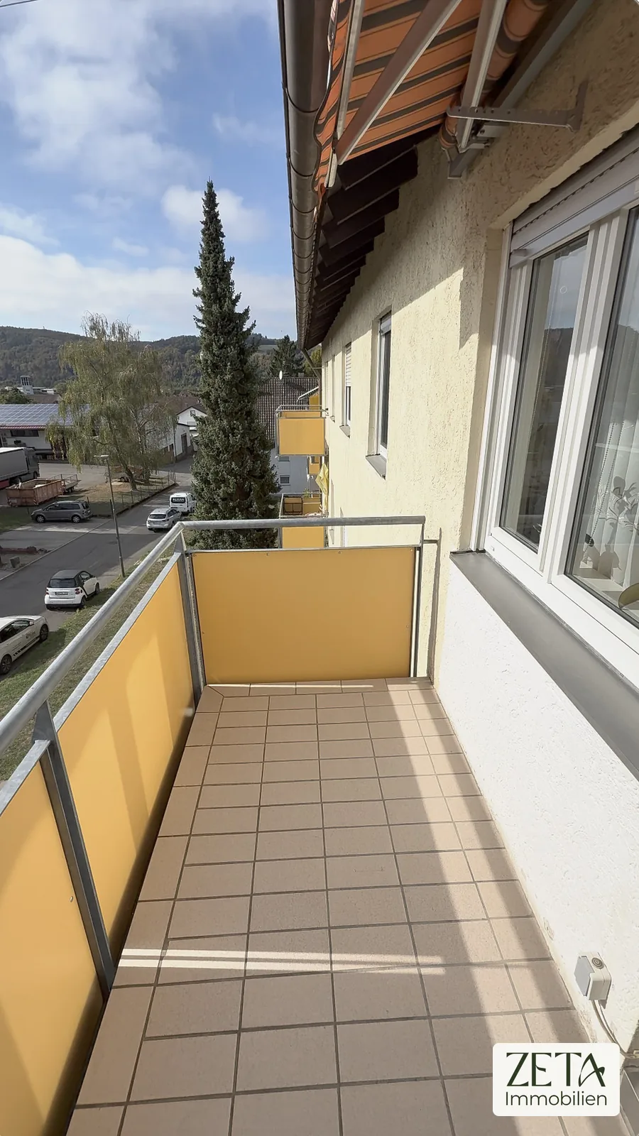 Balkon mit Blick zum Odenwaldhang