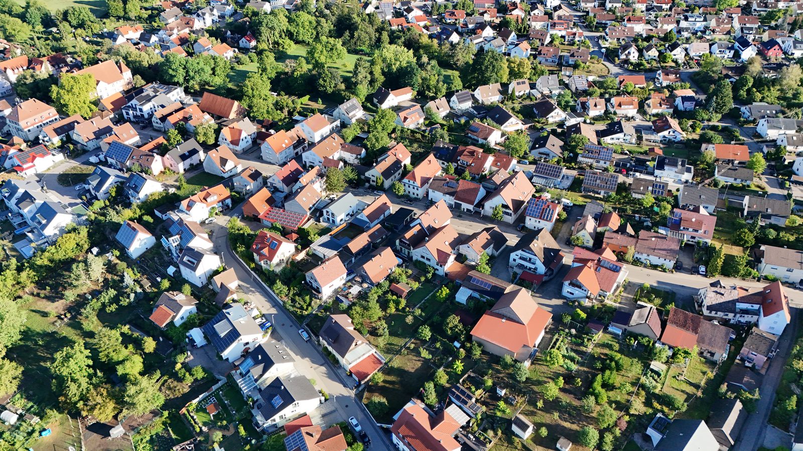 Luftaufnahme einer Wohnsiedlung in Obersulm